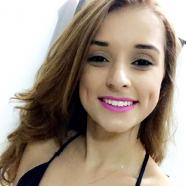 Letícia Araújo
